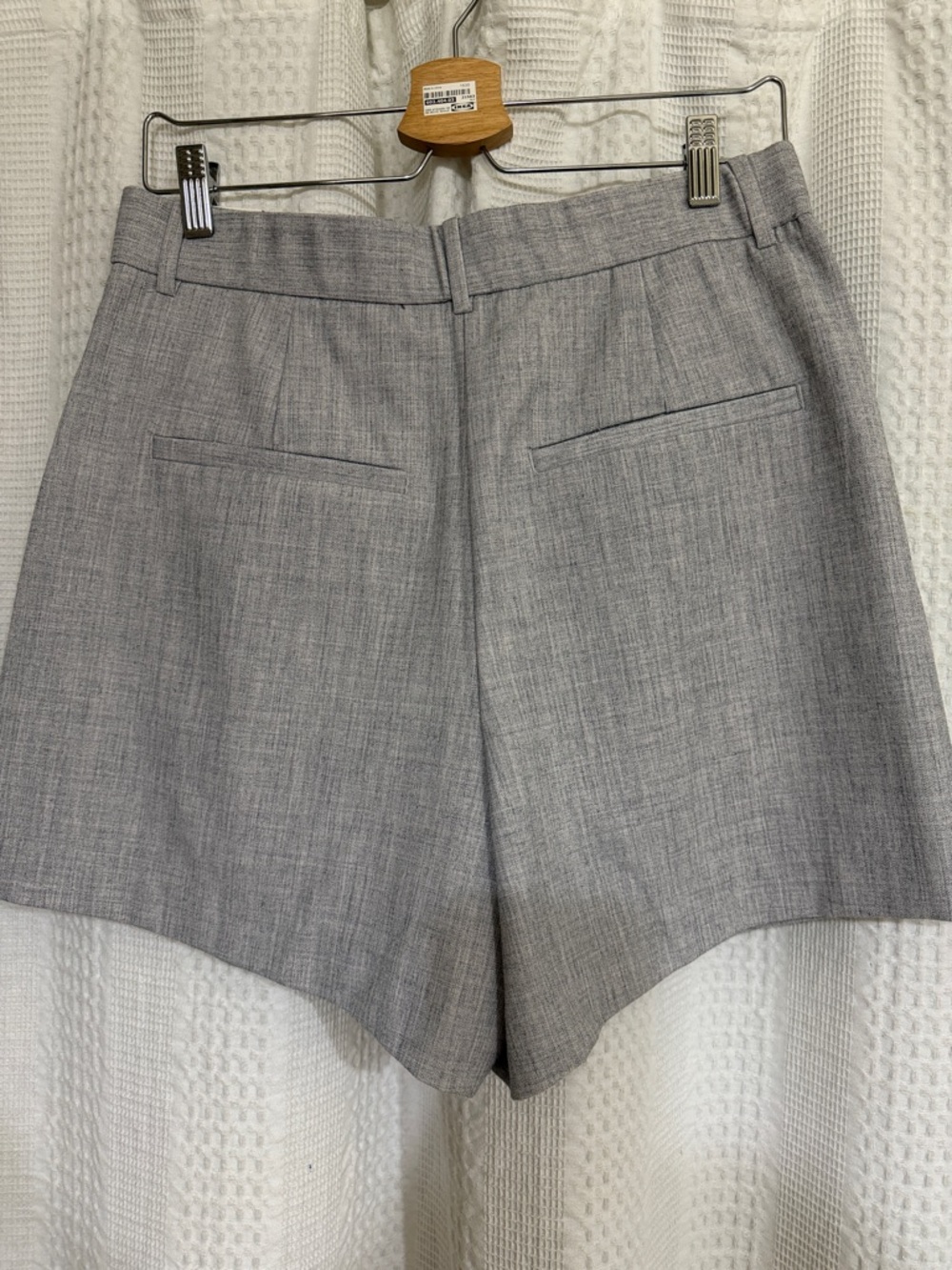 Gray Abercrombie shorts - Picture 2 of 2